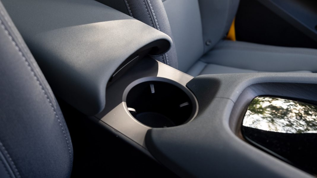 Polestar 2 armrest design