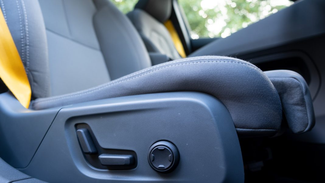 Polestar 2 front seat control