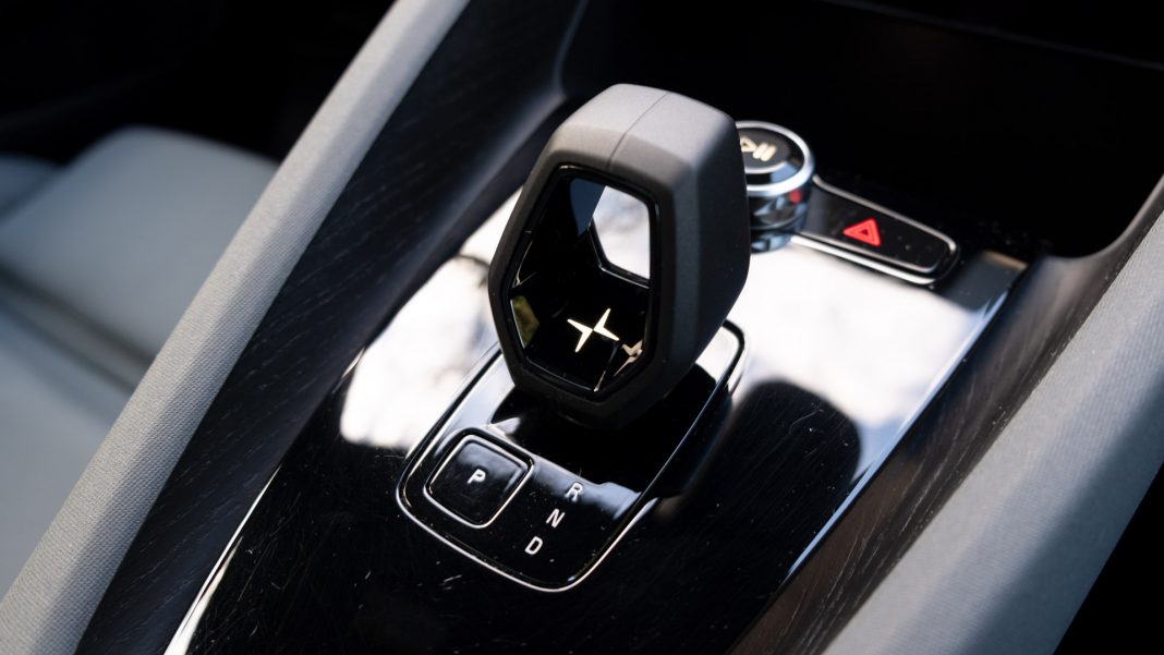 Polestar 2 gear selector