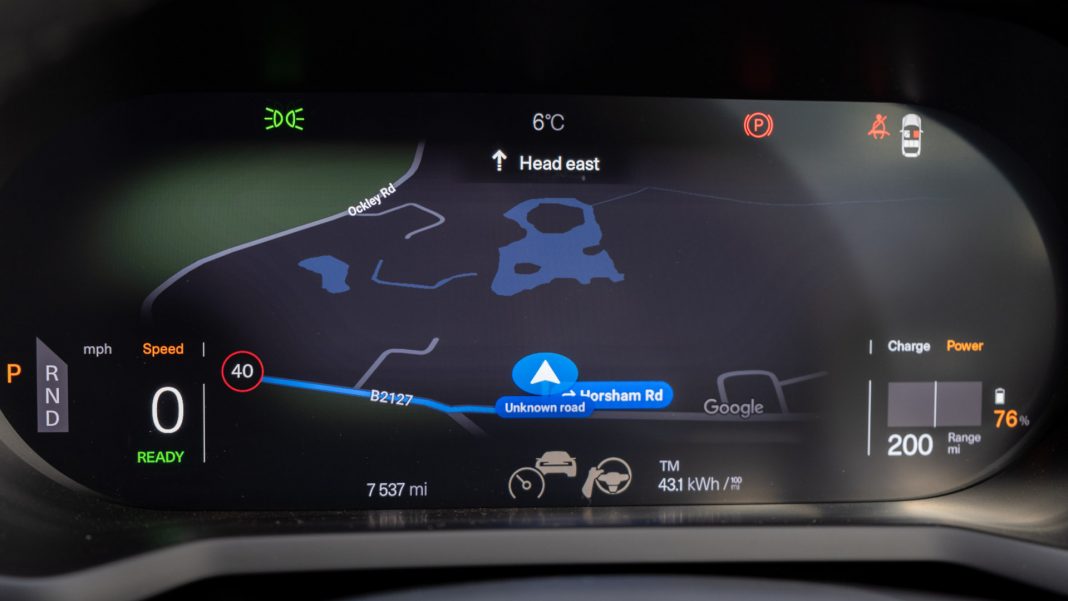 Polestar 2 instrument cluster maps