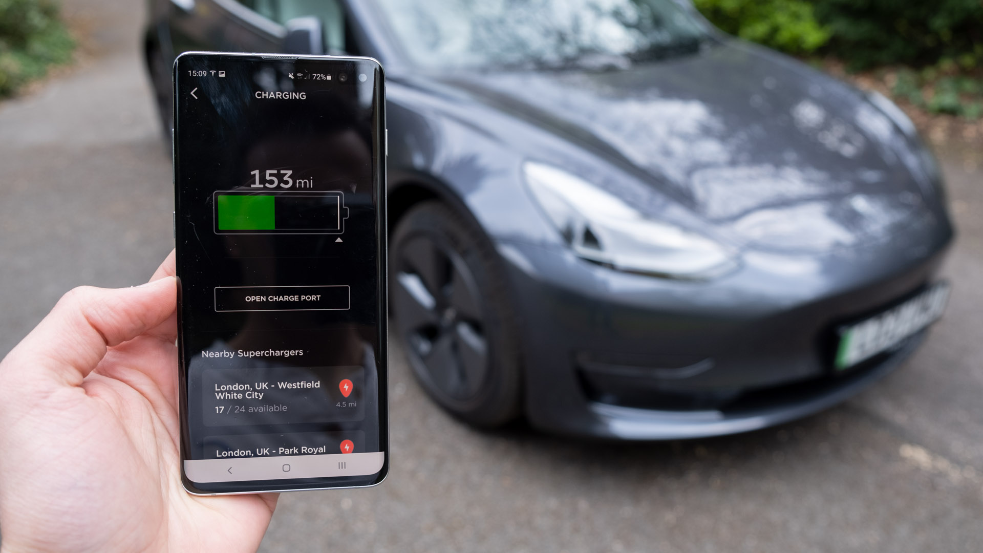 Tesla Model 3 app battery