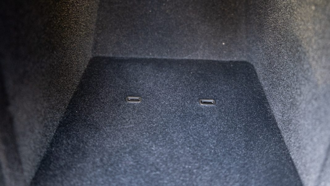 Tesla Model 3 front USB