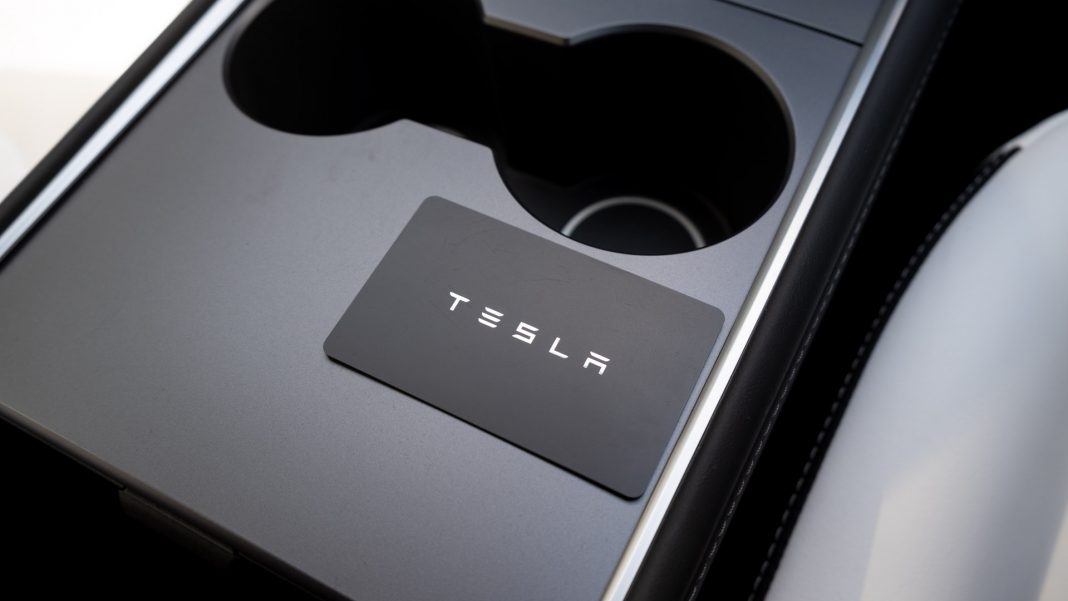 Tesla Model 3 key