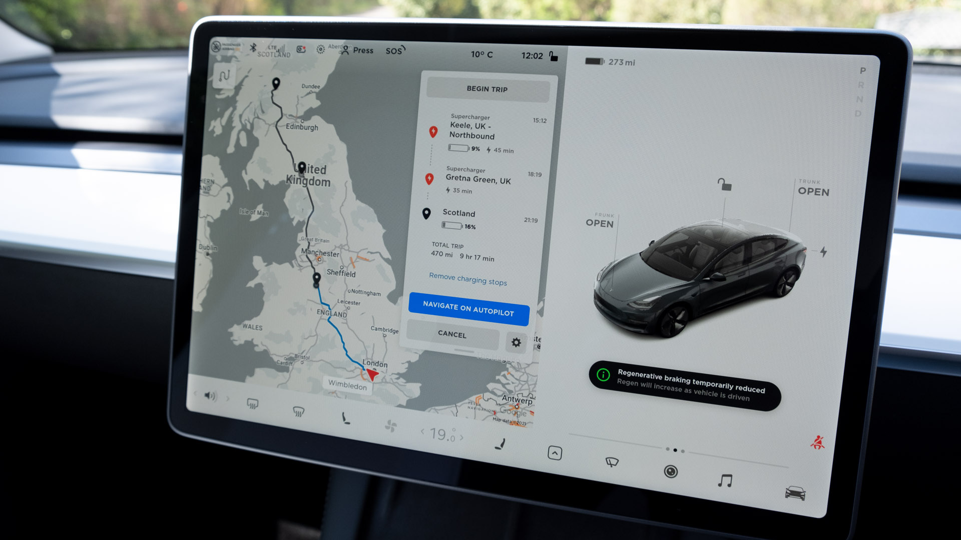 Tesla Model 3 map routing