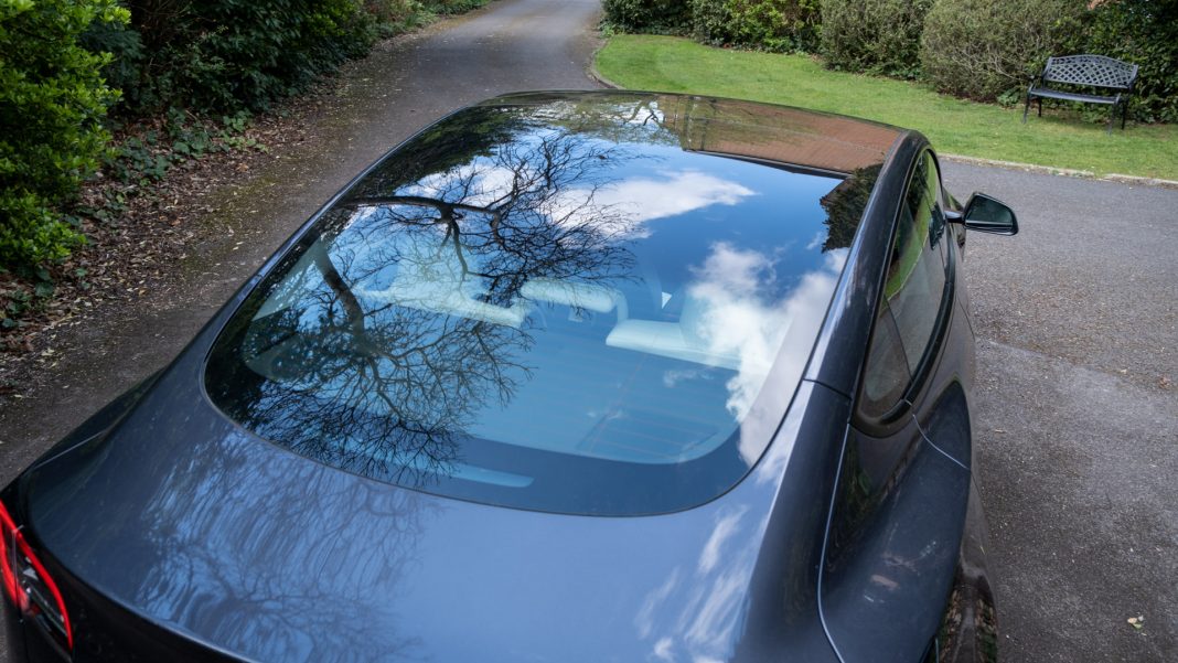 Tesla Model 3 roof