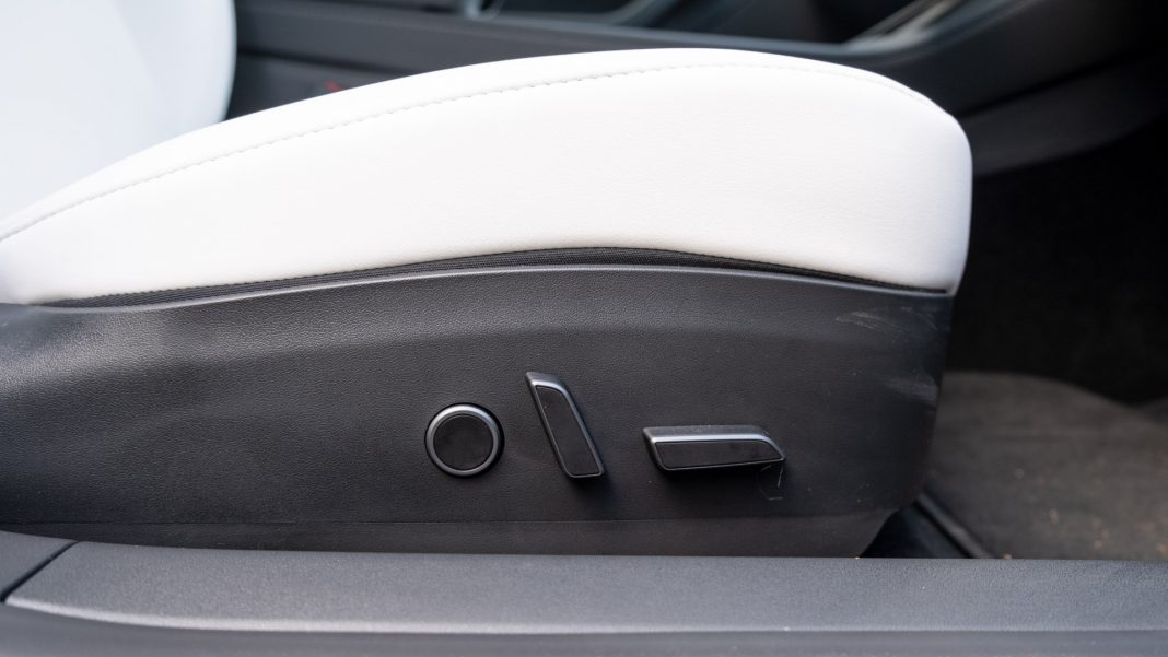Tesla Model 3 seat adjustment