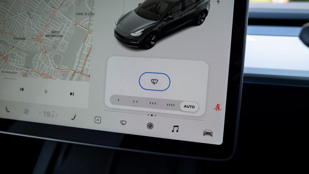 Tesla Model 3 wiper