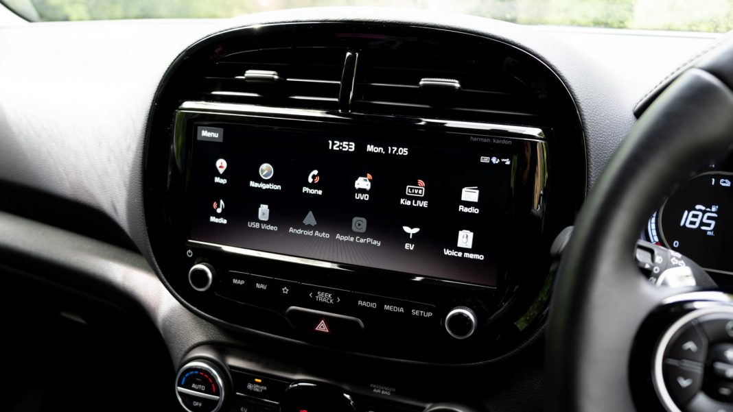 Kia Soul EV infotainment