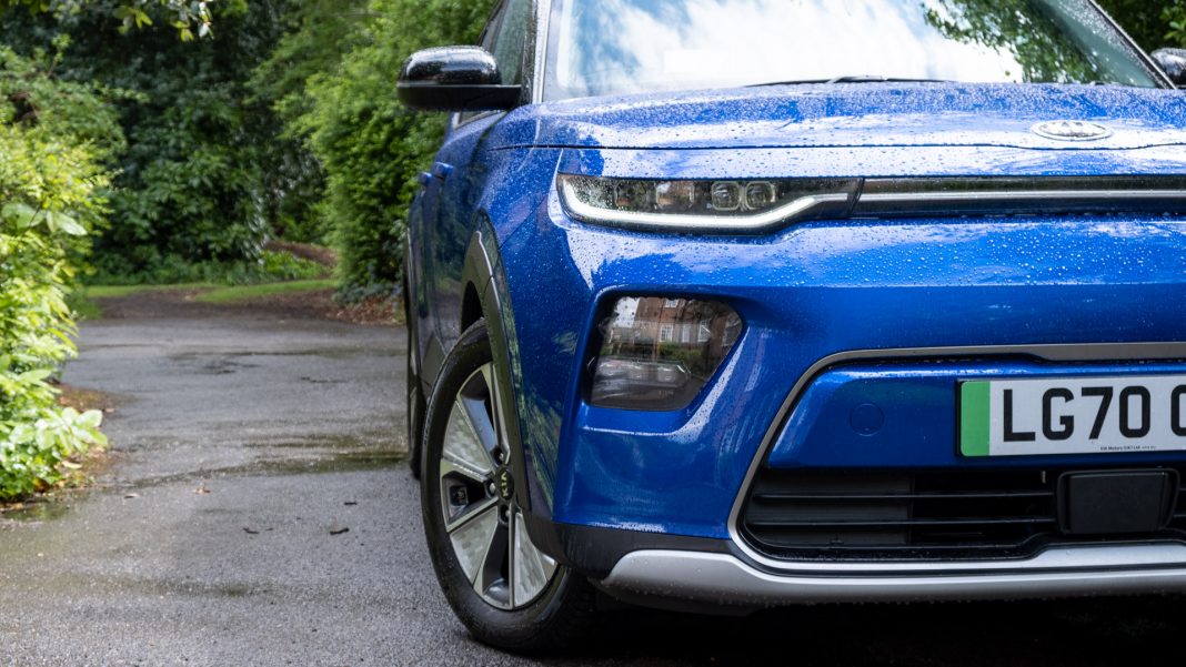 Kia Soul EV side