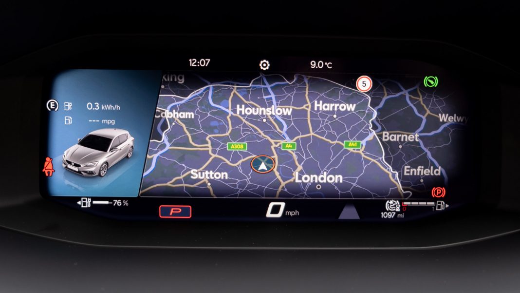 Seat Leon e-Hybrid instrument cluster maps