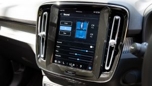 Harman kardon volvo