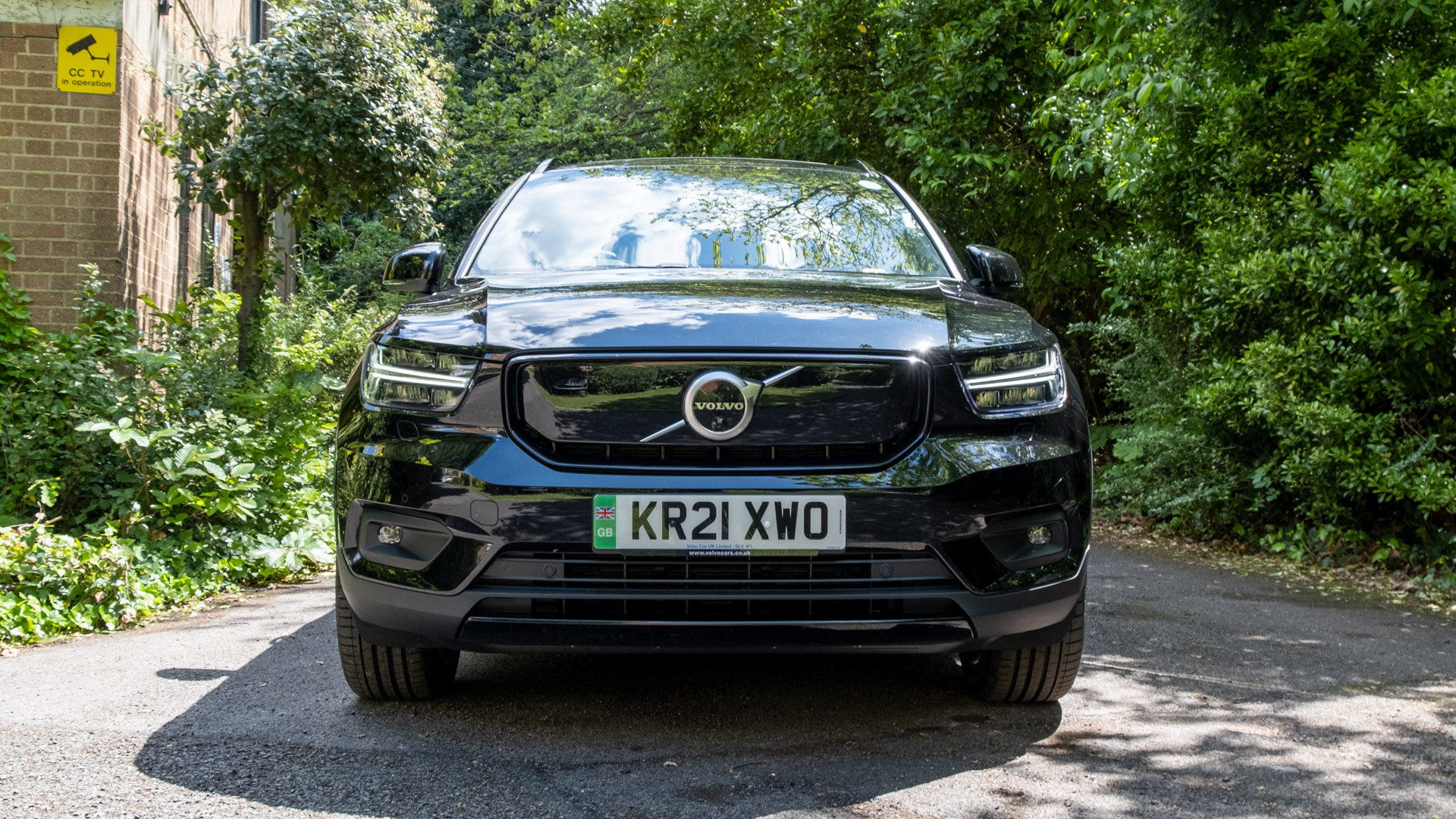 Volvo XC40 Recharge Twin front
