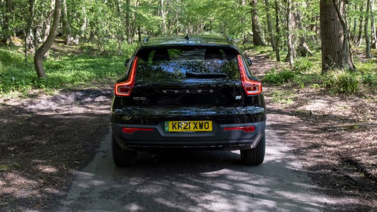 Volvo XC40 Recharge Twin rear performance