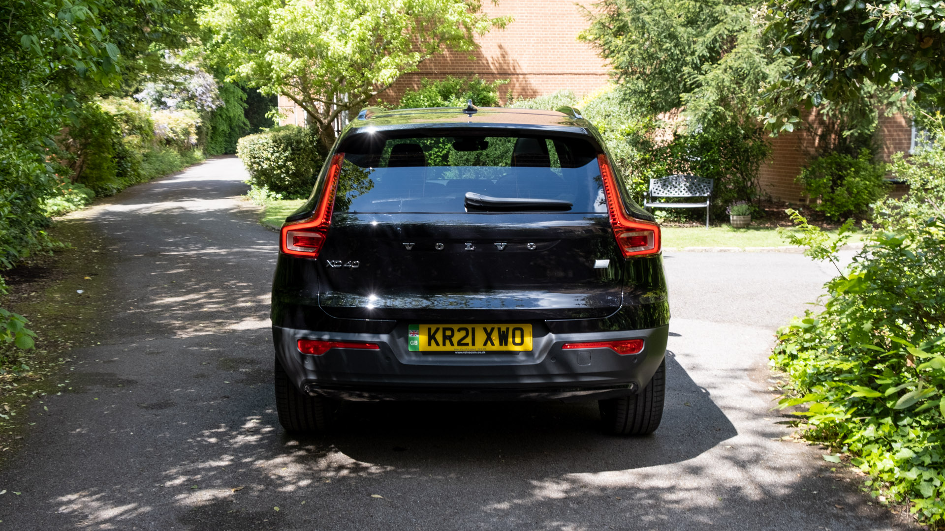 Volvo XC40 Recharge Twin rear