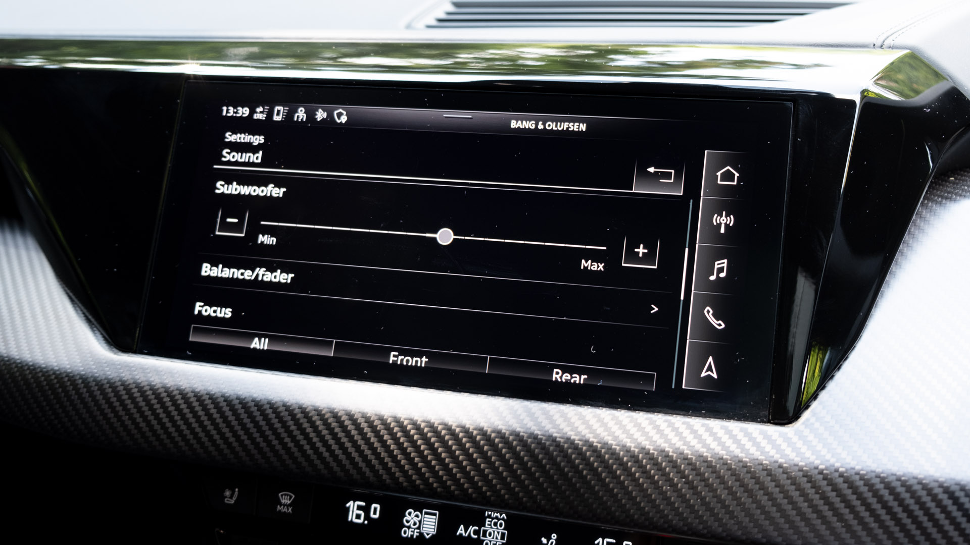 Audi e-tron GT EQ profile