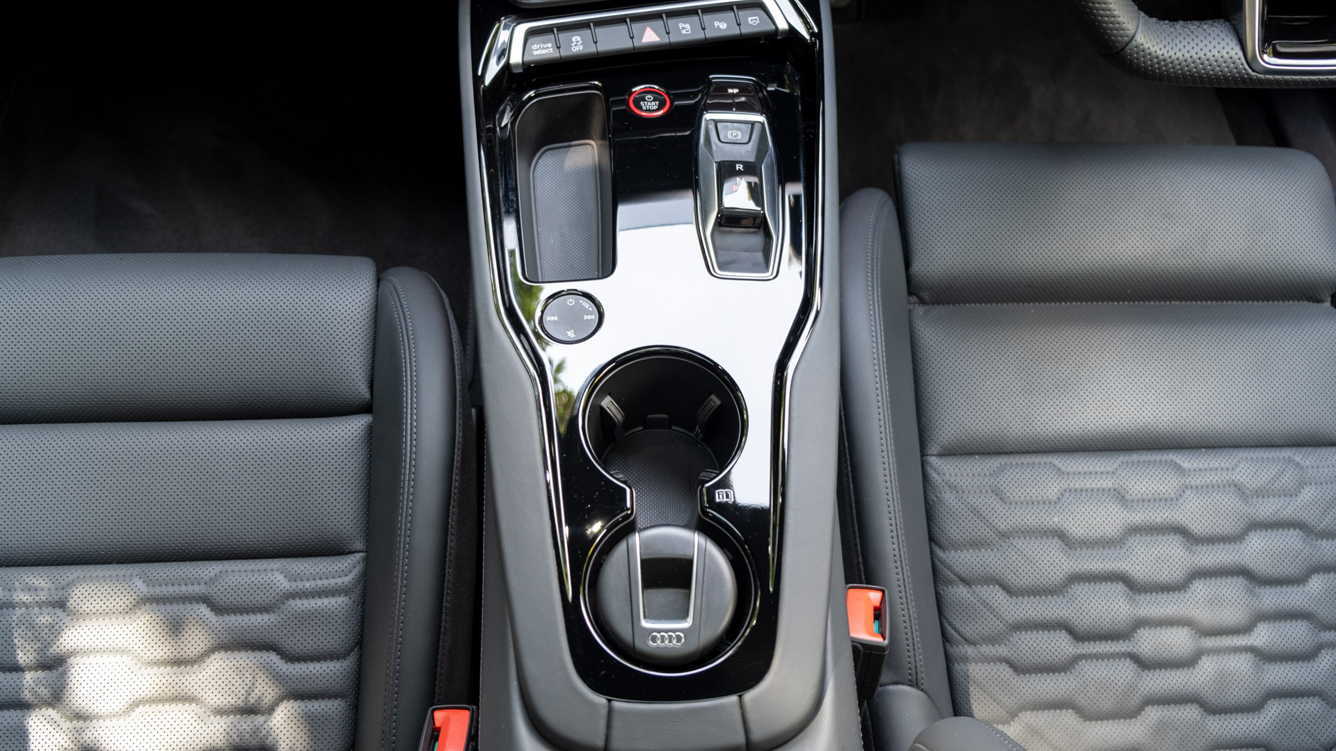 Audi e-tron GT centre console