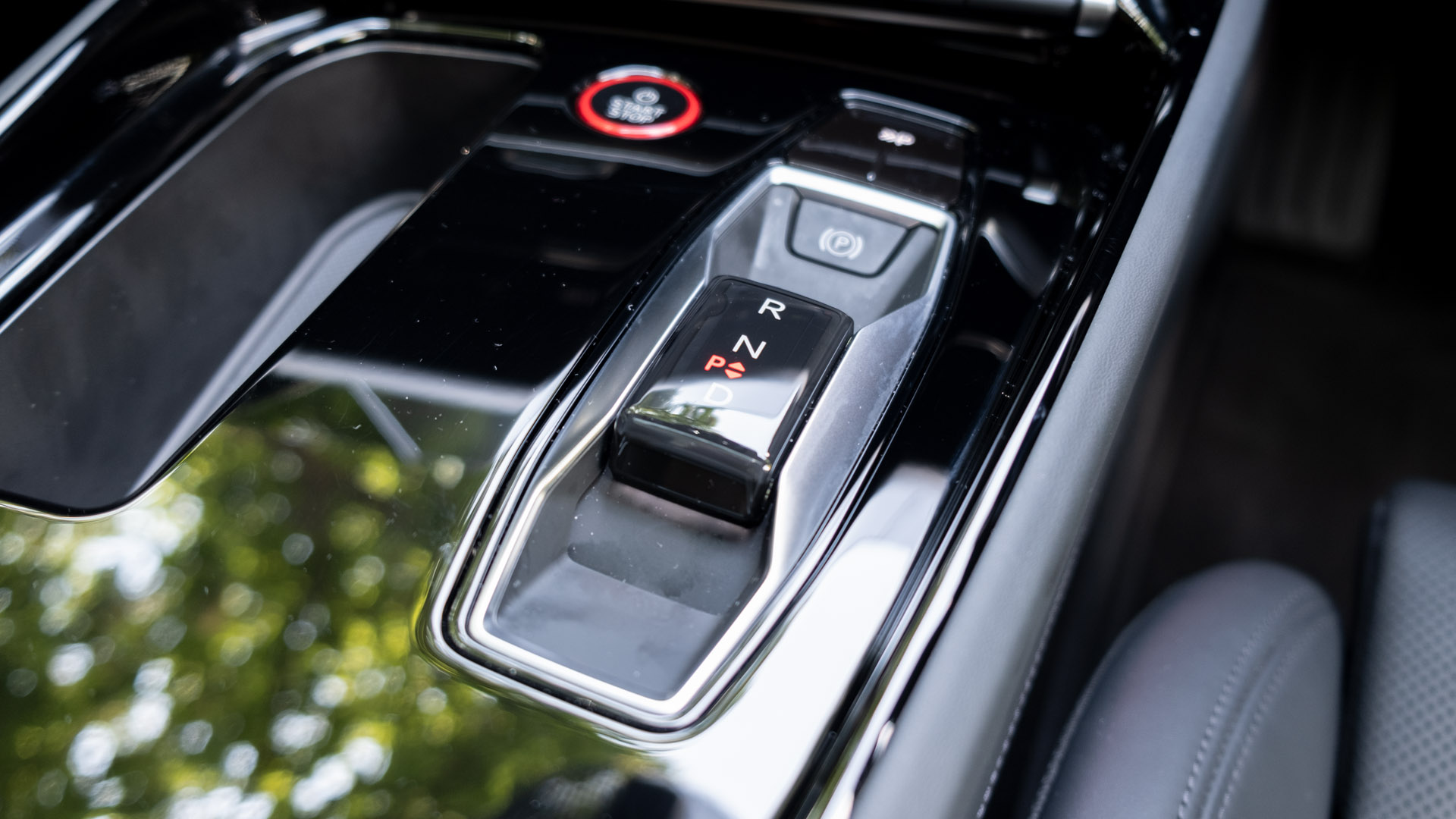 Audi e-tron GT gear selector