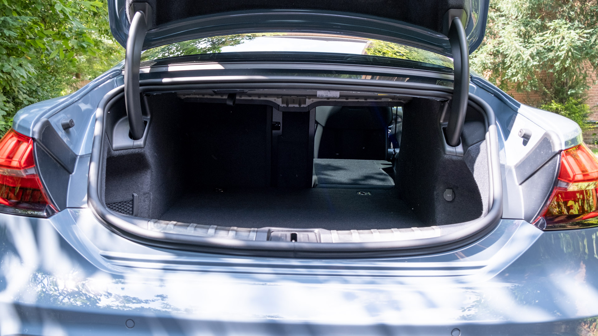 Audi e-tron GT seat folded