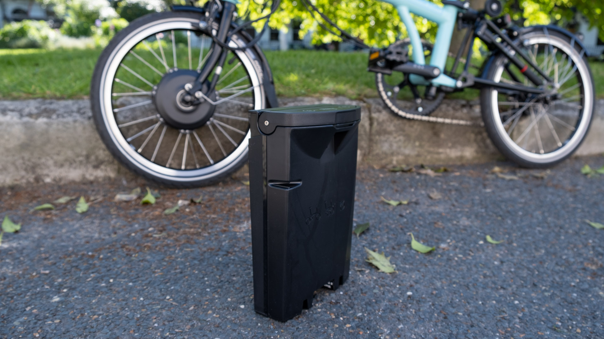 Brompton Electric battery size