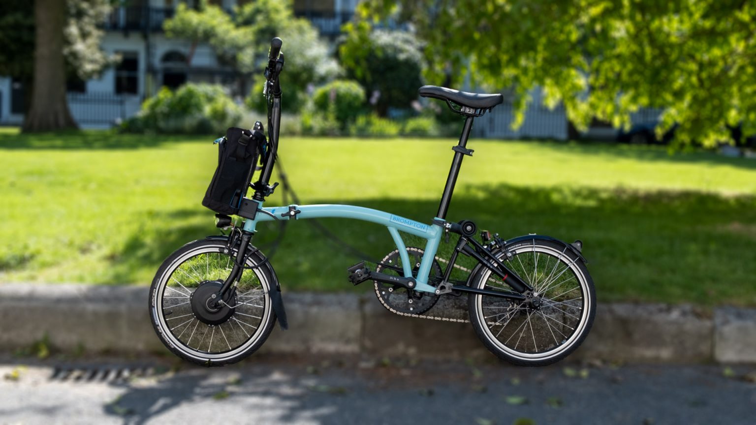 Brompton Electric review (M2L) The best foldable ebike? TotallyEV