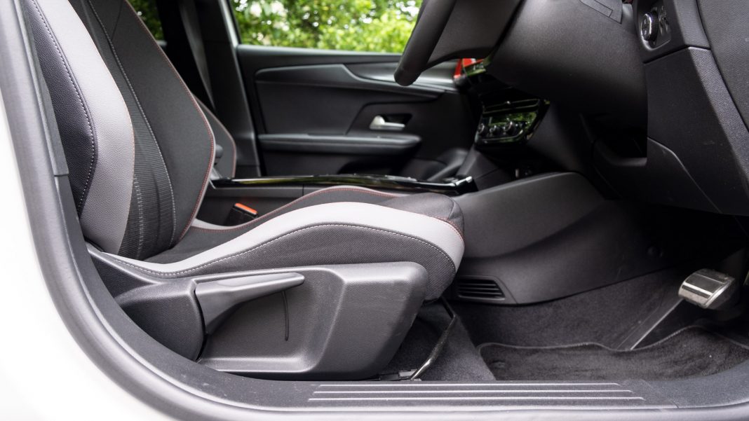 Vauxhall Mokka-e front seat