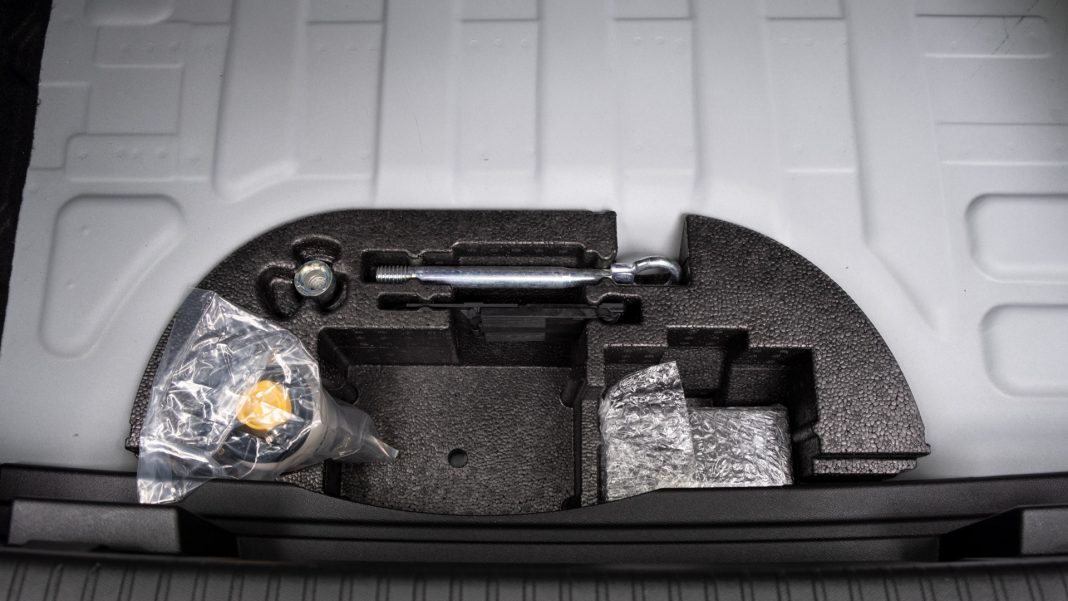 Vauxhall Mokka-e underfloor