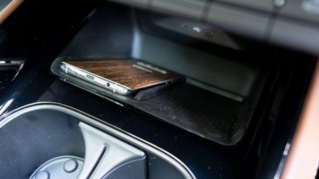 Skoda Enyaq iV phone storage