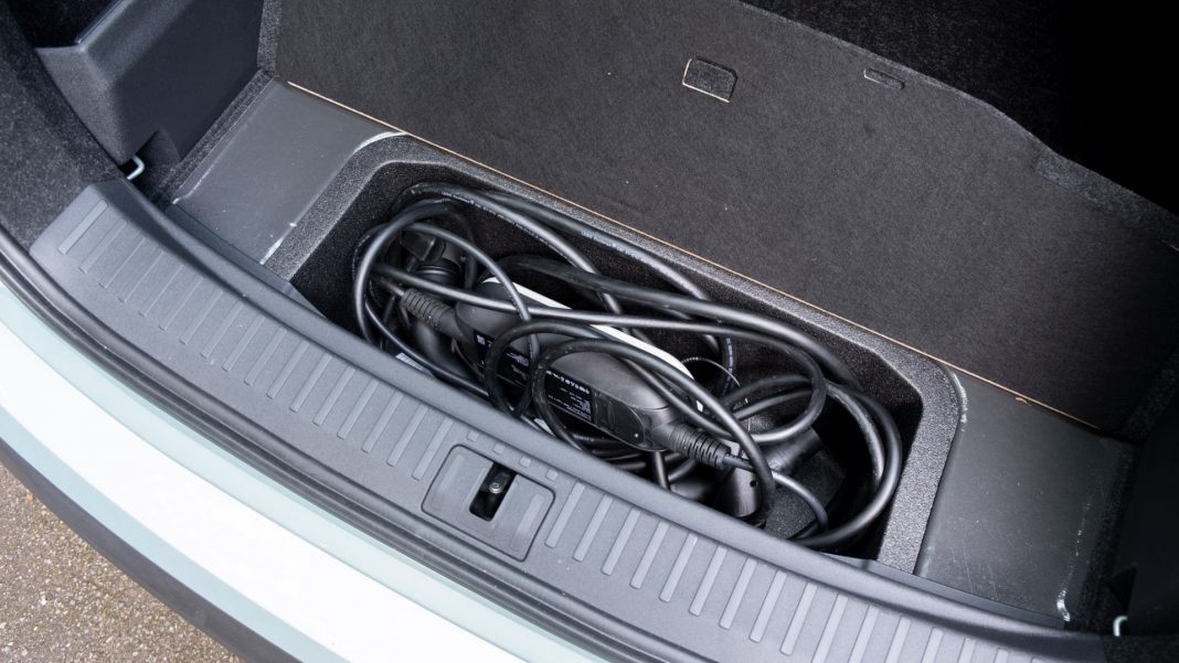 Skoda Enyaq iV underfloor storage