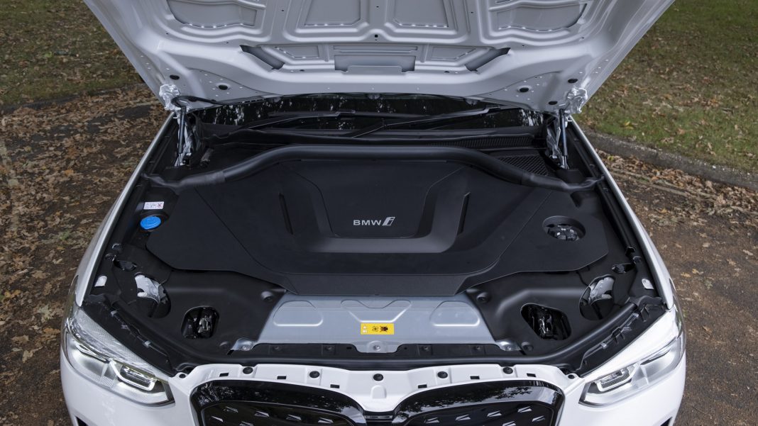 BMW iX3 bonnet