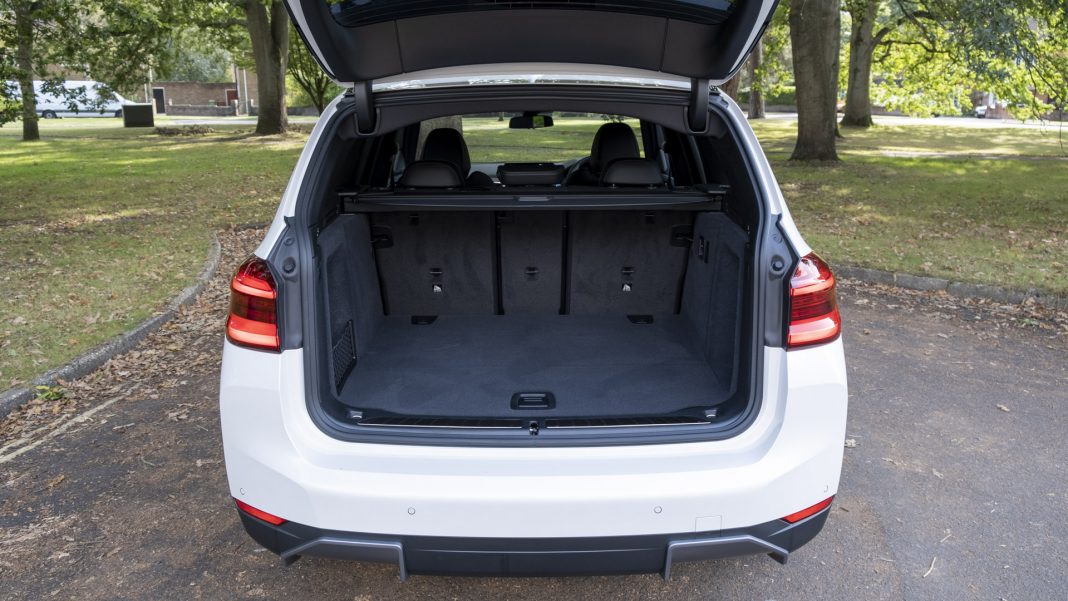 BMW iX3 boot