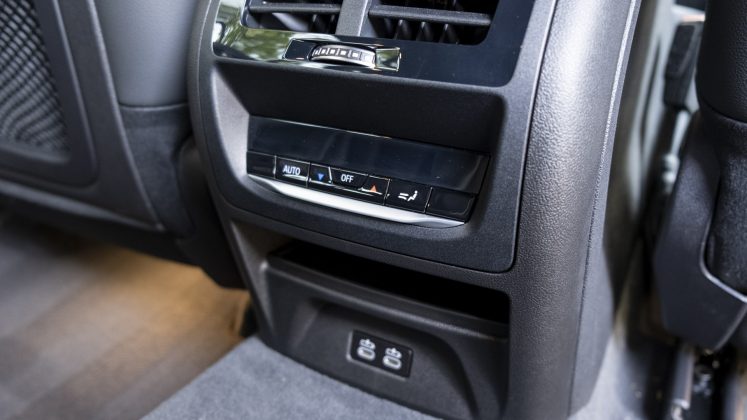 BMW iX3 rear climate controls