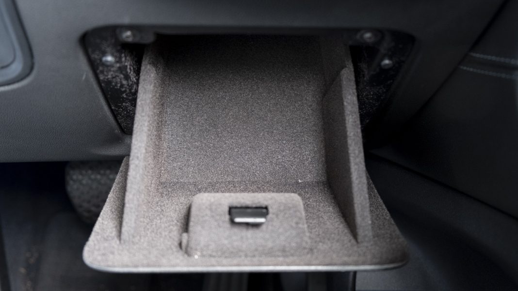 BMW iX3 side storage