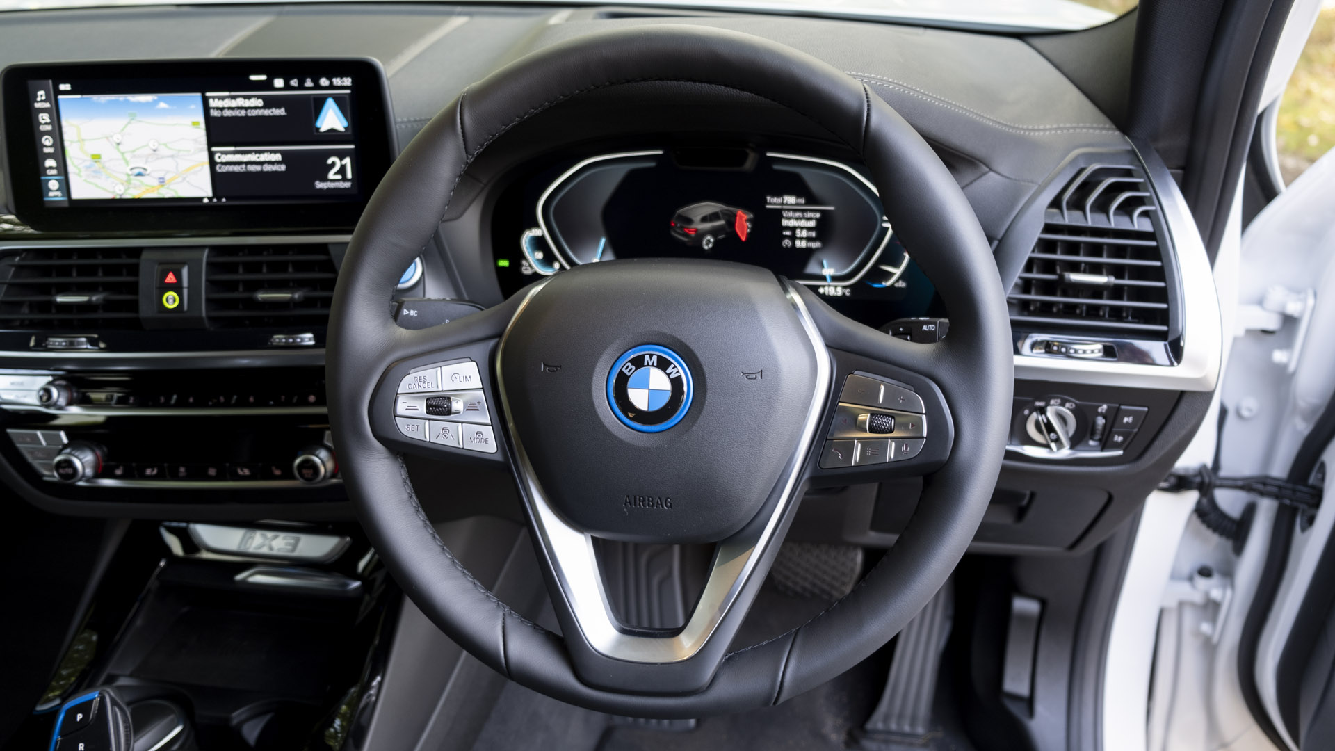 BMW iX3 steering wheel