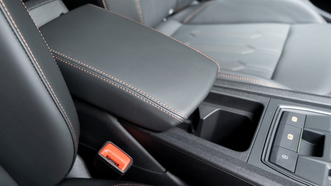 Cupra Formentor armrest