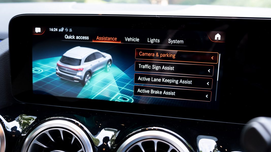 Mercedes EQA driving aids