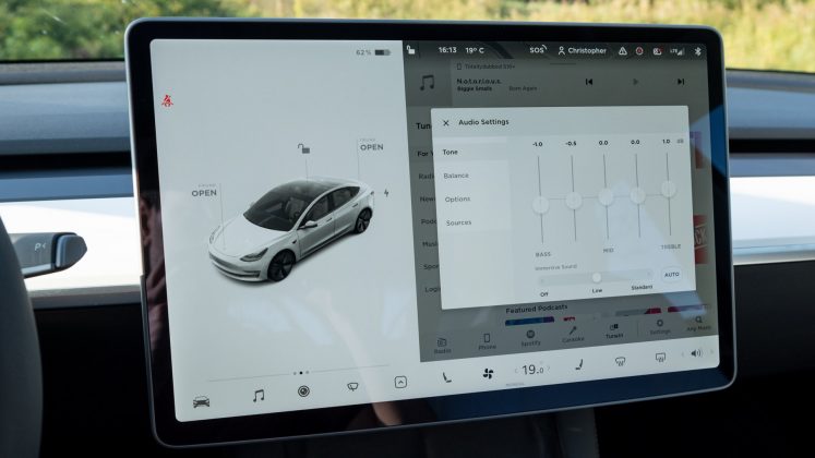 Tesla Model 3 SR+ EQ