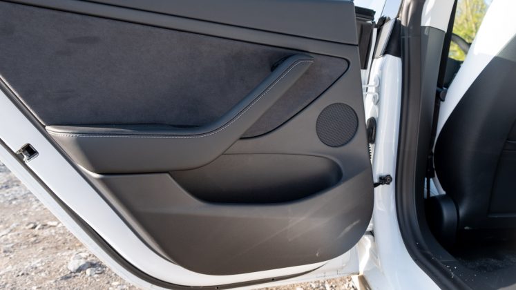Tesla Model 3 SR+ rear doors