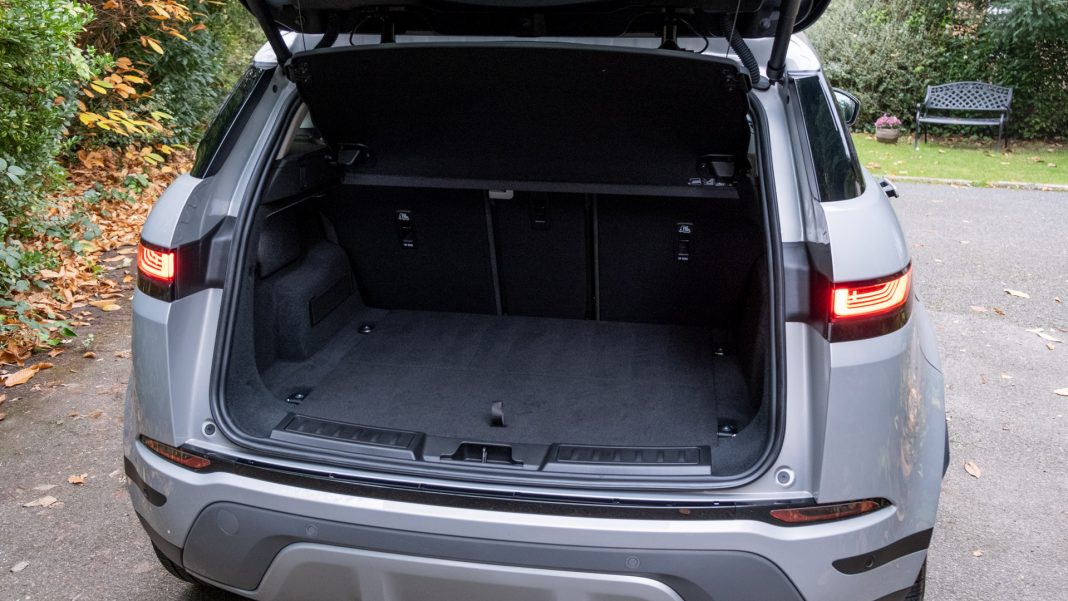 Range Rover Evoque P300e boot