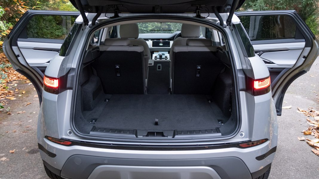 Range Rover Evoque P300e one seat down