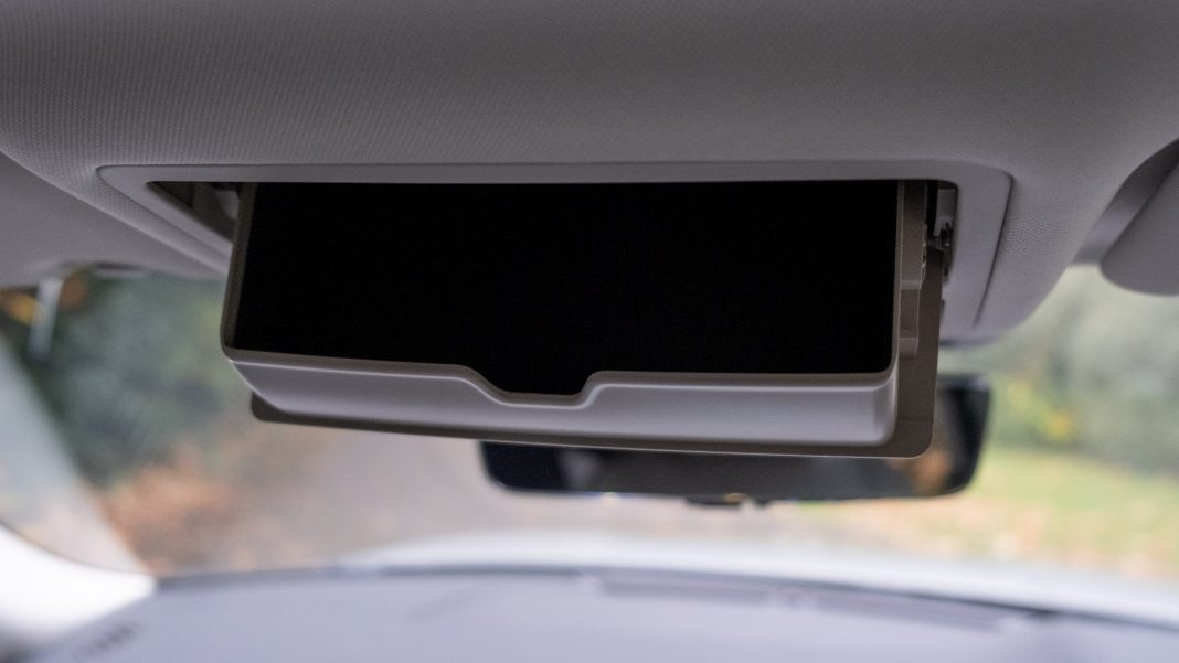 Range Rover Evoque P300e sunglasses