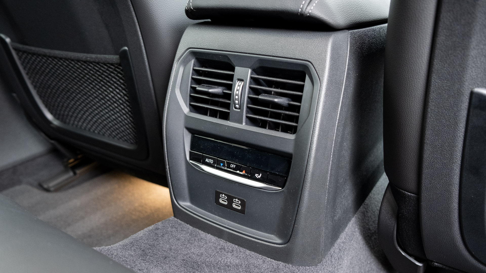 Rear Passenger 12v Socket / USB MOD - BMW 3-Series and 4-Series