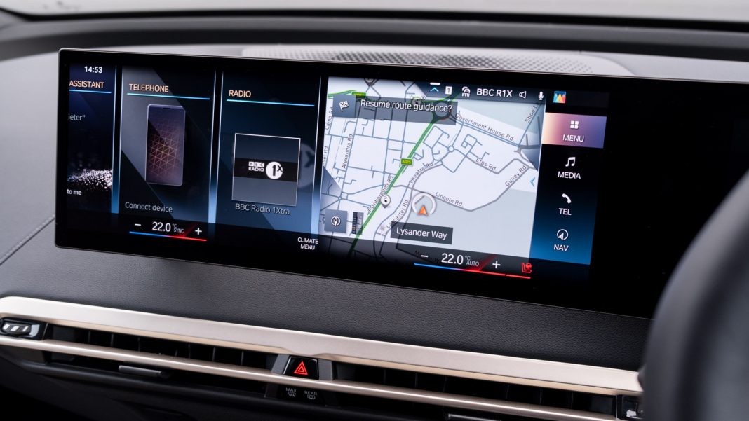 BMW iX screen