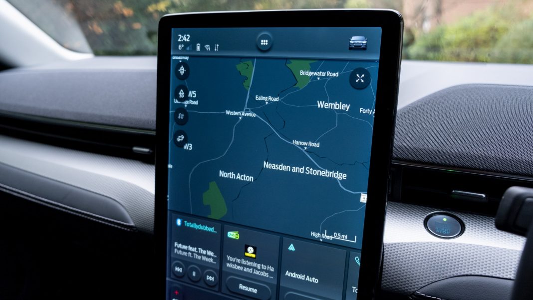 Ford Mustang Mach-E maps