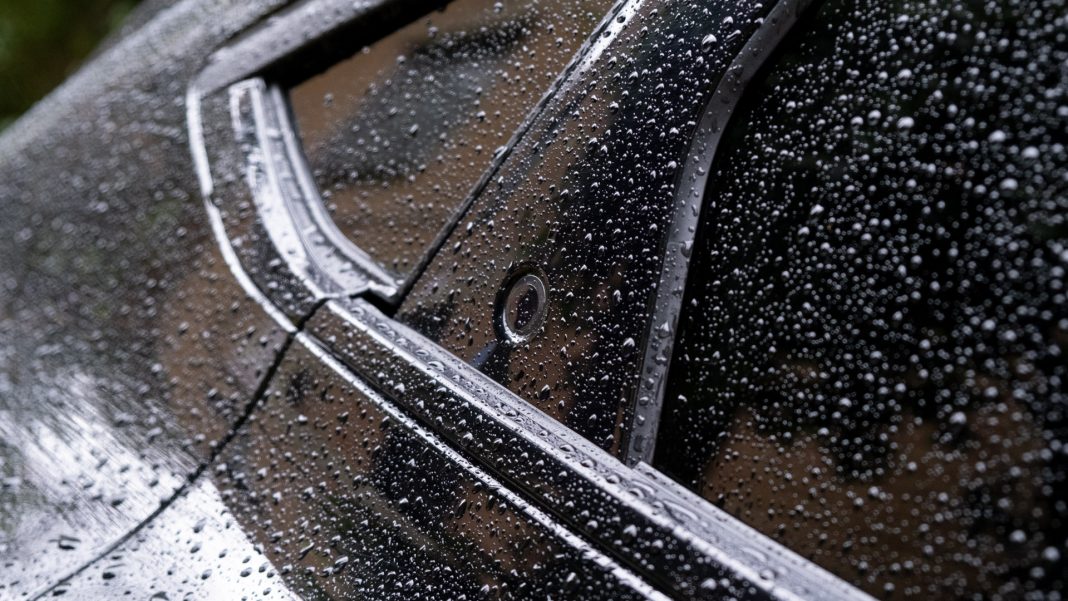 Ford Mustang Mach-E rear button