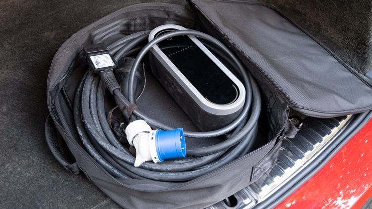 Bentley Bentayga Hybrid charging cables