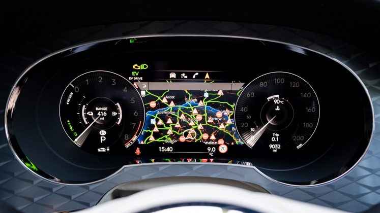 Bentley Bentayga Hybrid instrument cluster map