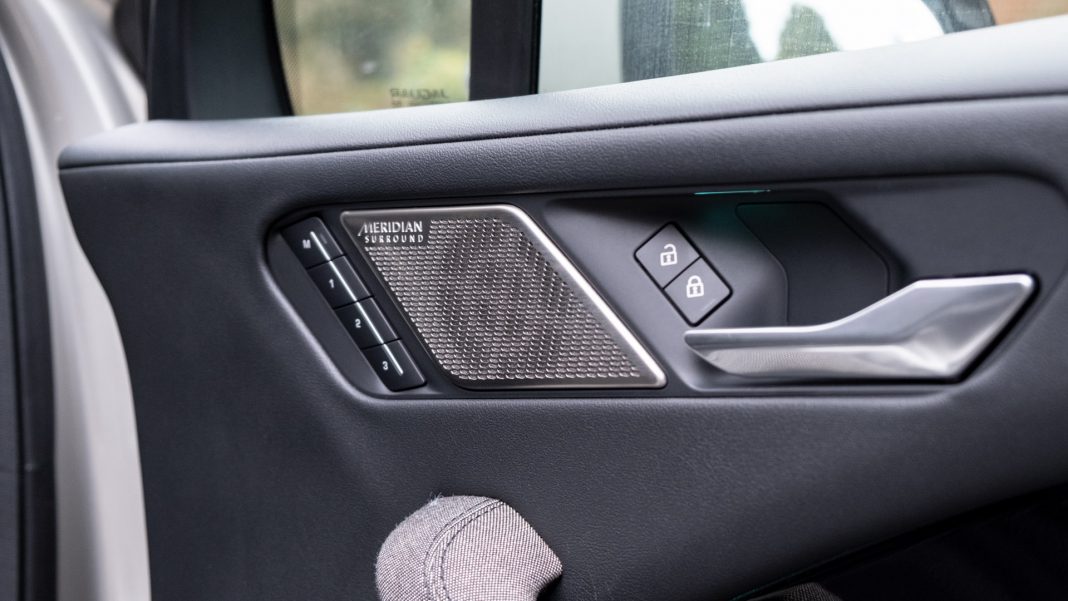 Jaguar I-Pace tweeters