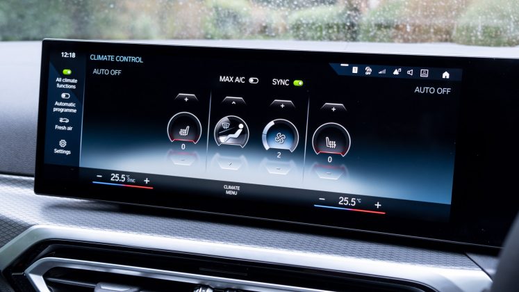 BMW i4 eDrive40 climate controls