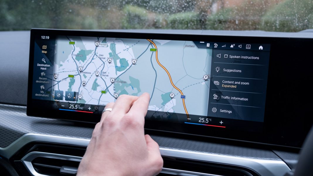 BMW i4 eDrive40 maps