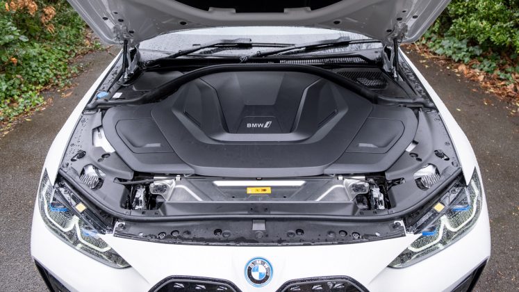 BMW i4 eDrive40 motor
